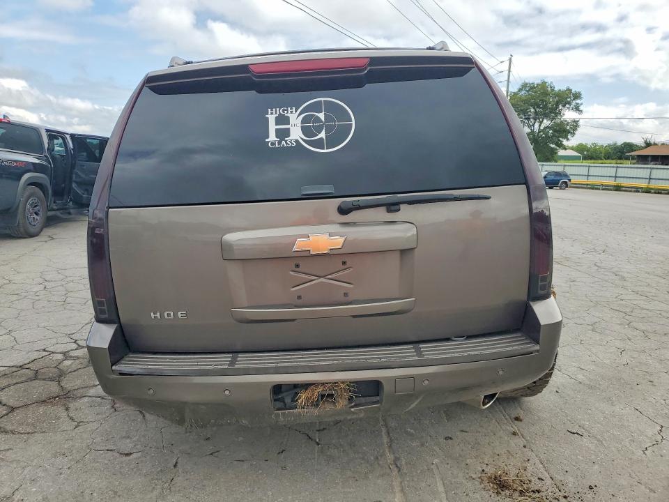 Photo 6 from auction – 2011 CHEVROLET TAHOE with VIN 1GNSKBE06BR365926