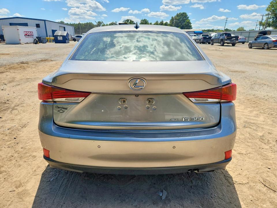 Photo 6 from auction – 2018 LEXUS IS with VIN JTHC81D23J5026473