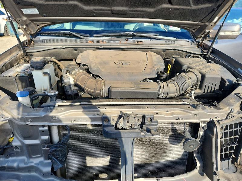 Photo 12 from auction – 2009 KIA BORREGO with VIN KNDJH741095038725