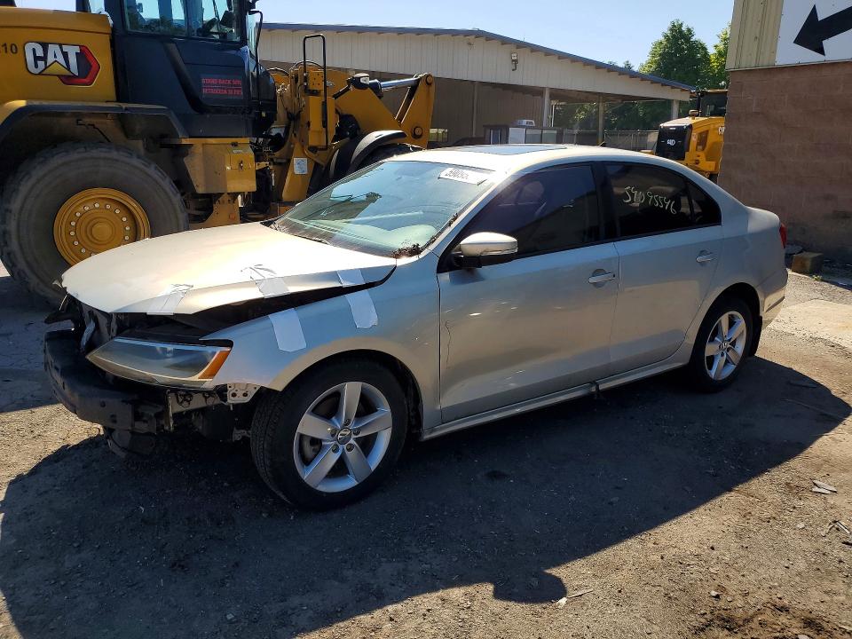 2011 VOLKSWAGEN JETTA - Търг №59095546