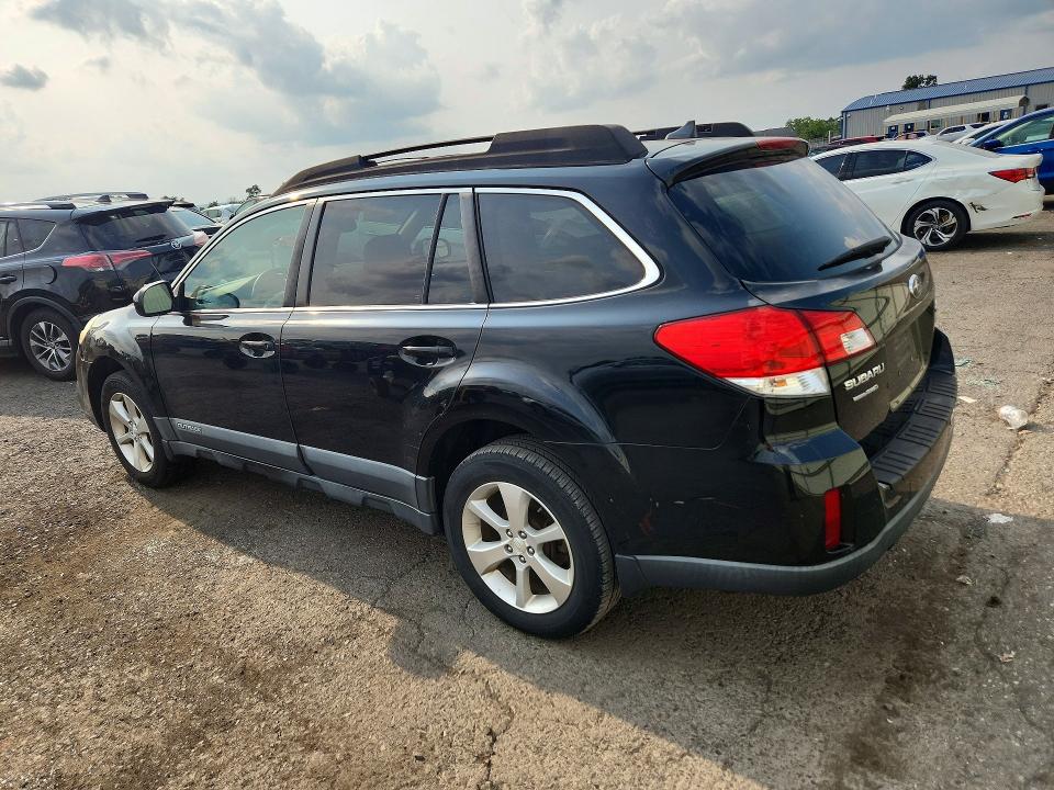Photo 2 from auction – 2014 SUBARU OUTBACK with VIN 4S4BRBLC3E3218774