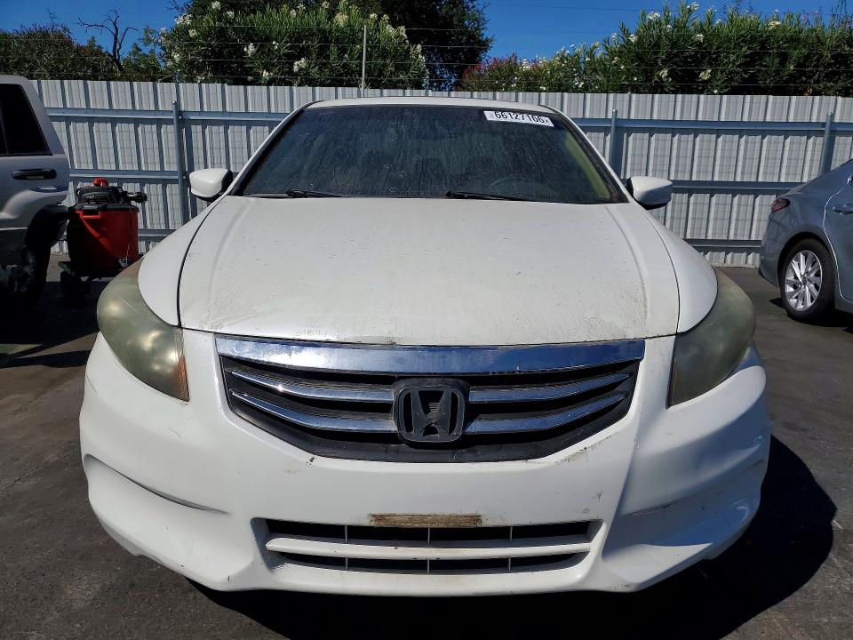 Снимка 5 от търг – 2011 HONDA ACCORD с VIN 1HGCP2F89BA022014