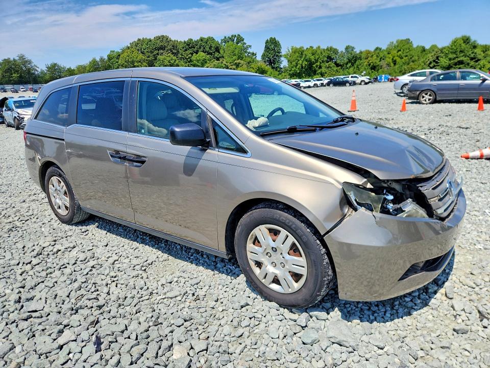 Photo 4 from auction – 2011 HONDA ODYSSEY with VIN 5FNRL5H24BB089979