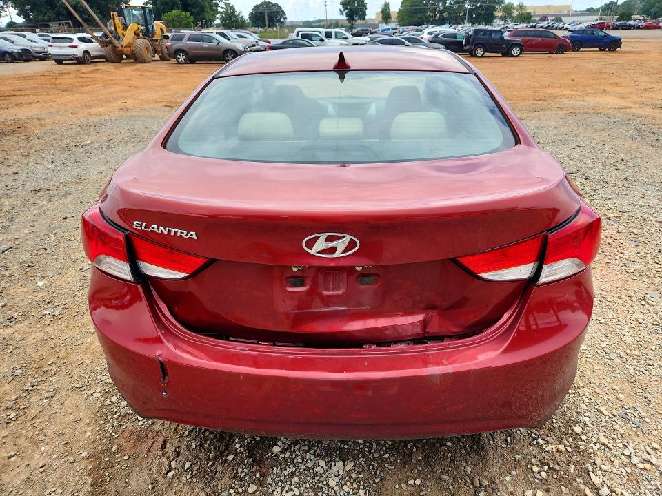 Photo 6 from auction – 2011 HYUNDAI ELANTRA with VIN KMHDH4AE3BU111256