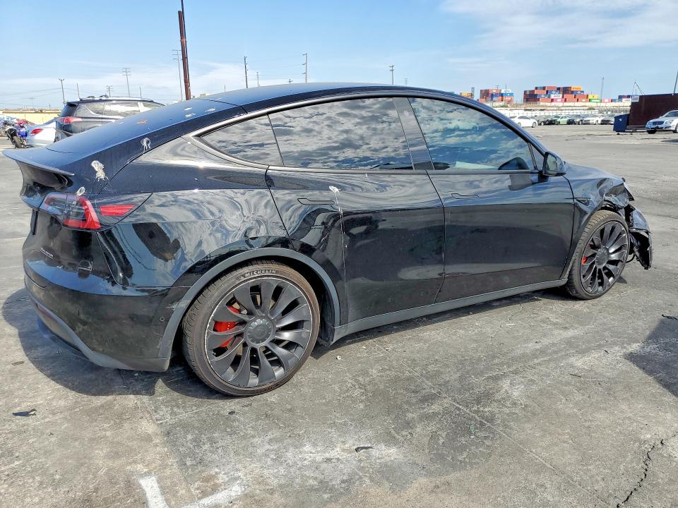Photo 3 from auction – 2022 TESLA MODEL Y with VIN 7SAYGDEF9NF393673