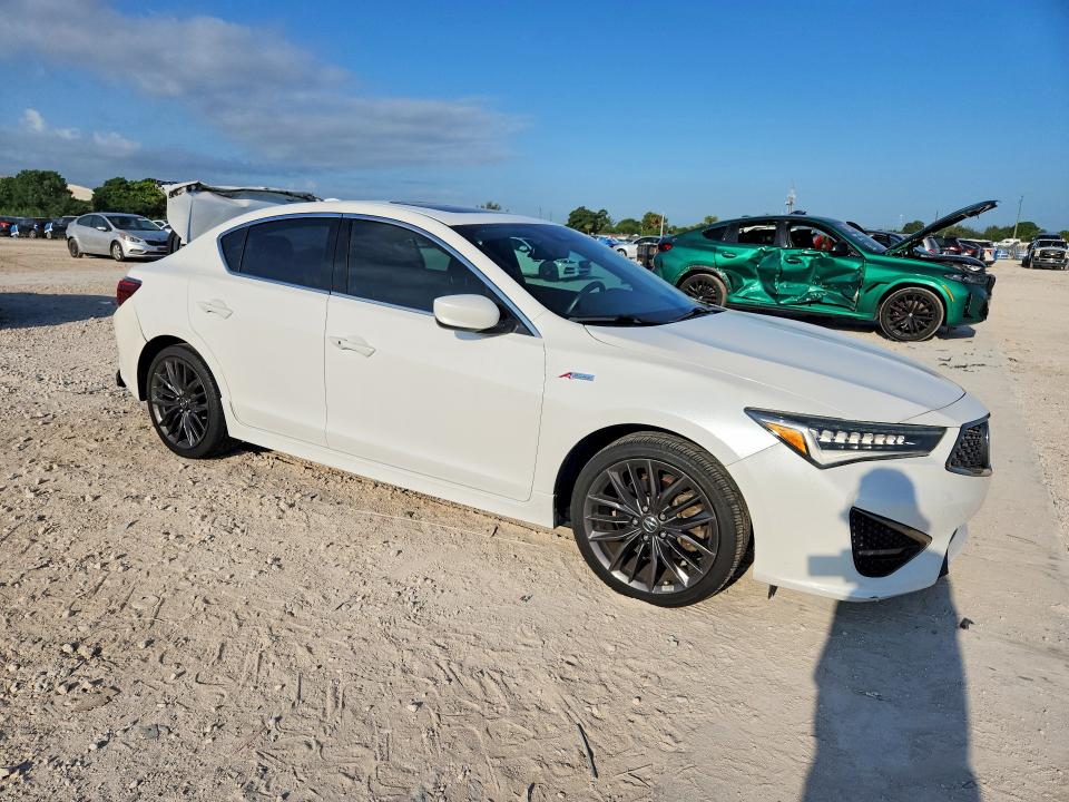 Photo 4 from auction – 2019 ACURA ILX with VIN 19UDE2F8XKA005183