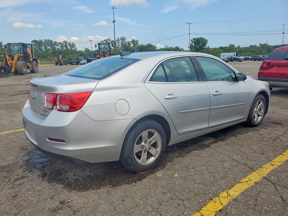 Снимка 3 от търг – 2015 CHEVROLET MALIBU с VIN 1G11A5SL6FU138870