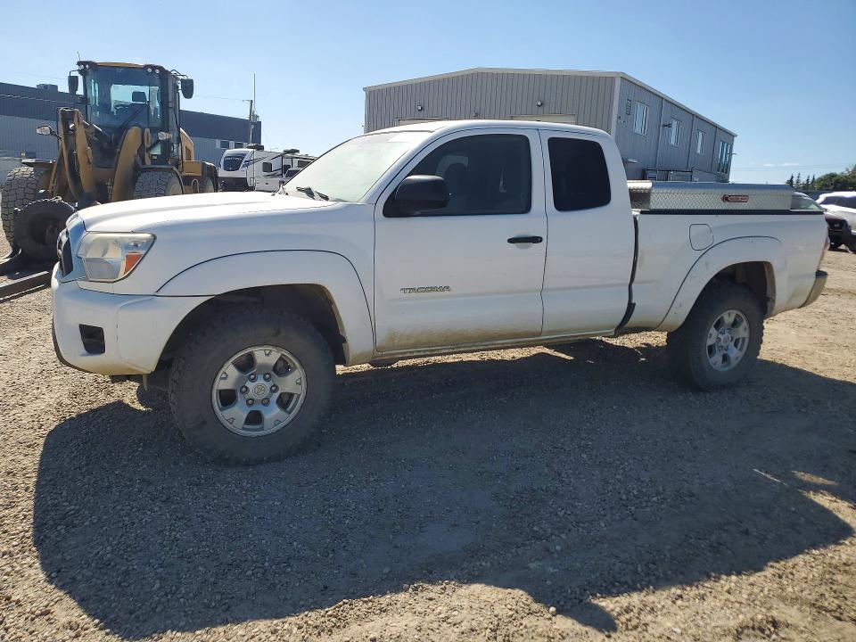 2015 TOYOTA TACOMA - Търг №61410236