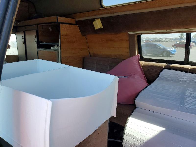 Photo 11 from auction – 1992 FORD ECONOLINE with VIN 1FDFS24H7NHB38235