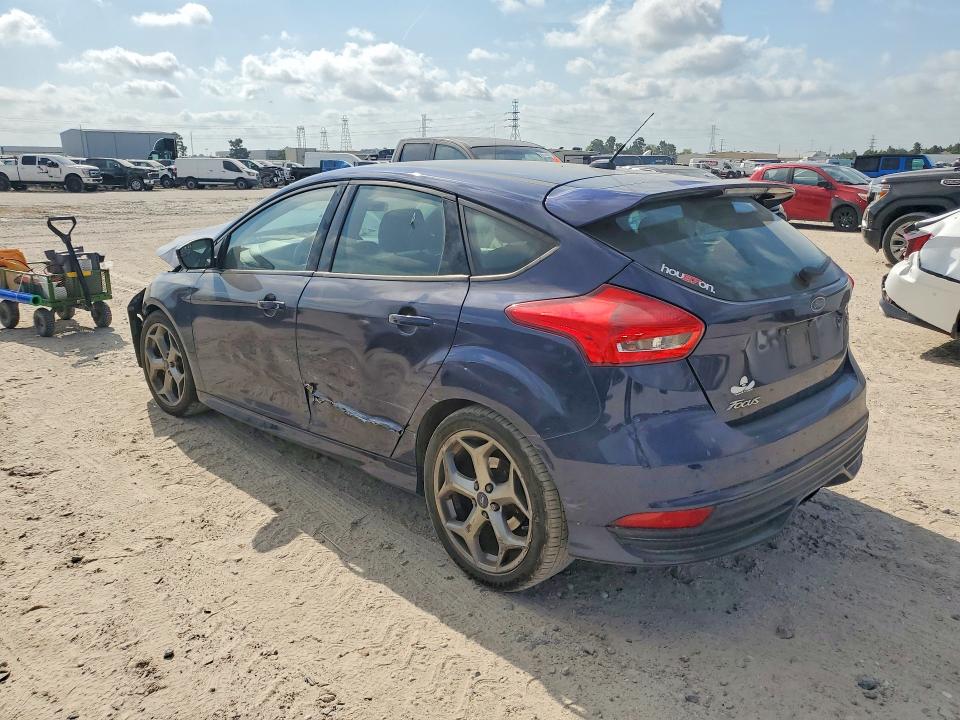 Photo 2 from auction – 2017 FORD FOCUS with VIN 1FADP3L97HL227906