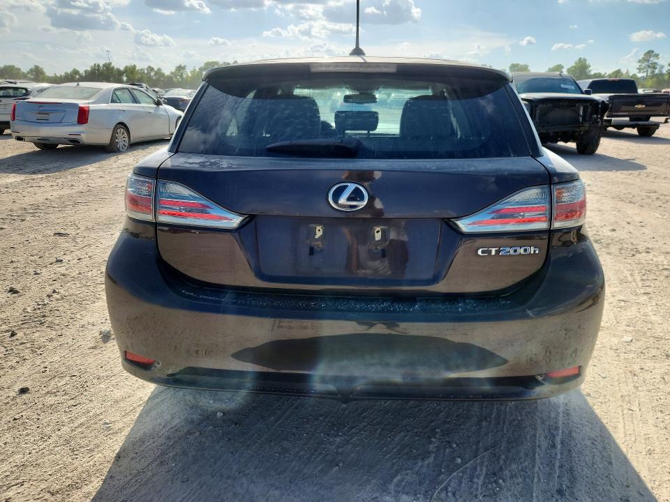 Photo 6 from auction – 2011 LEXUS CT with VIN JTHKD5BH6B2008297