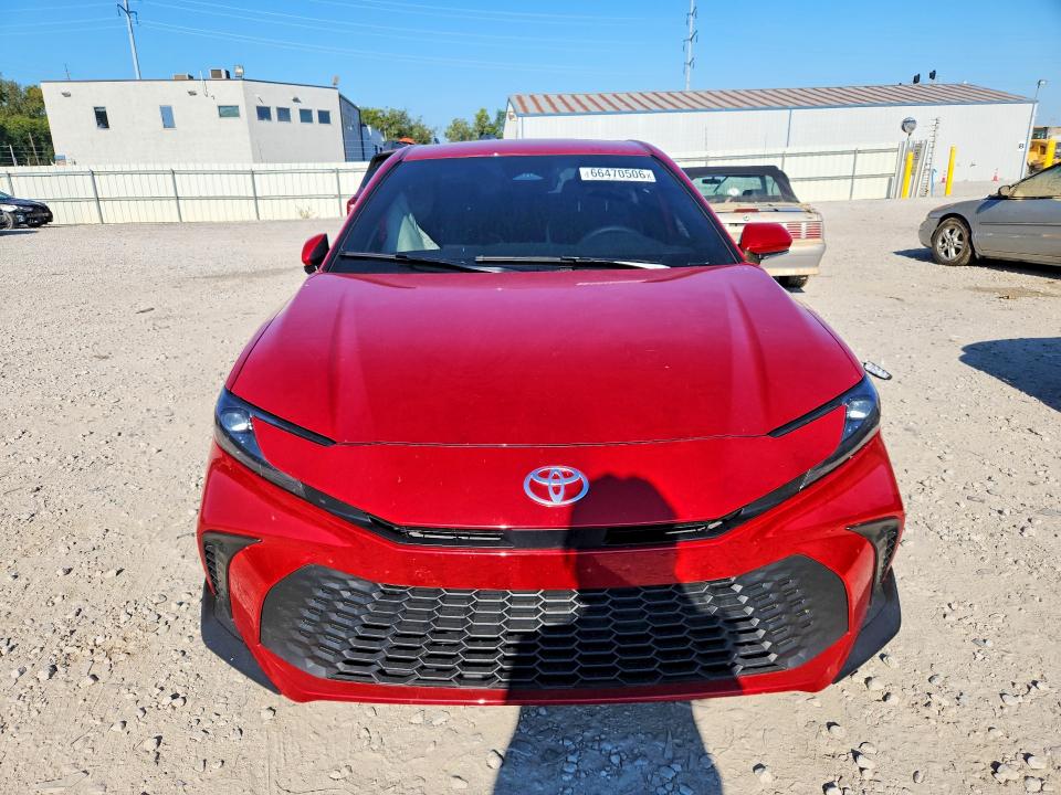 Photo 5 from auction – 2026 TOYOTA CAMRY with VIN 4T1DBADK0TU065372