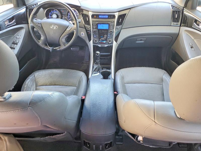 Photo 8 from auction – 2012 HYUNDAI SONATA with VIN 5NPEC4AB4CH437365
