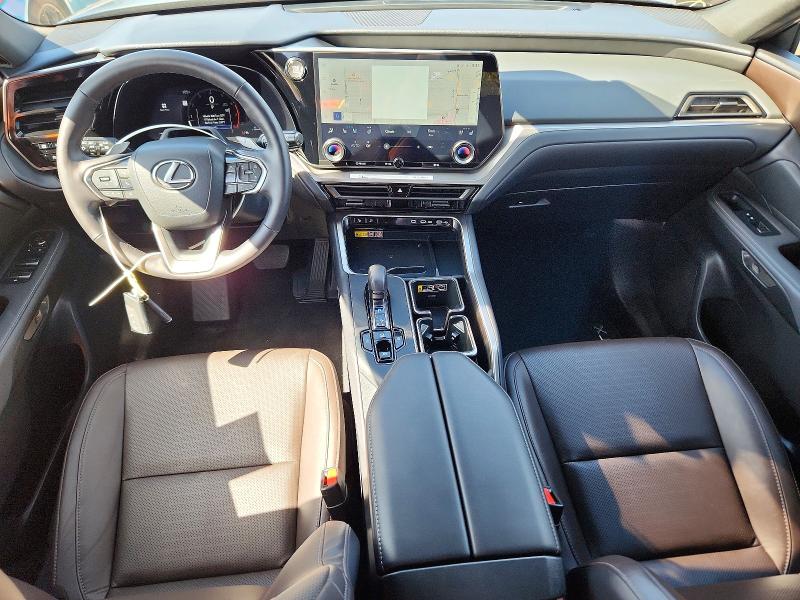 Photo 8 from auction – 2025 LEXUS TX 350 with VIN 5TDAAAB64SS036444