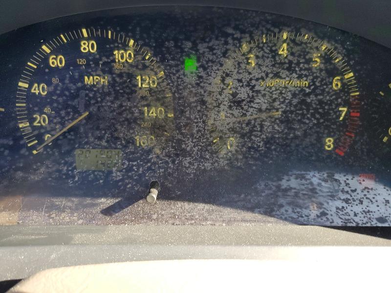 Photo 9 from auction – 2000 INFINITI I30 with VIN JNKCA31A5YT209228