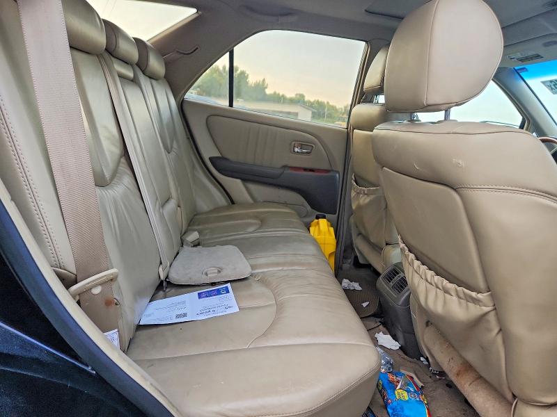 Photo 11 from auction – 2002 LEXUS RX with VIN JTJGF10U420142552
