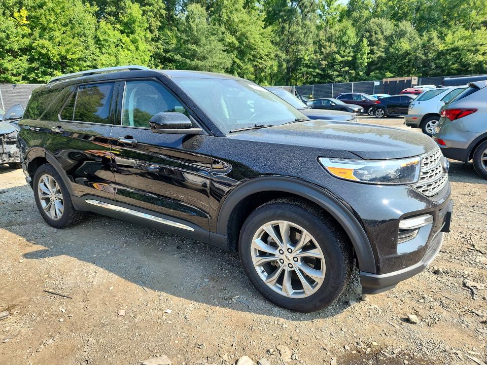 Photo 4 from auction – 2022 FORD EXPLORER with VIN 1FMSK8FH8NGA21350