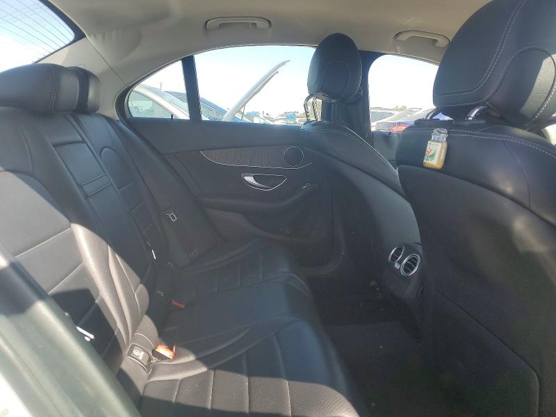 Photo 10 from auction – 2016 MERCEDES-BENZ C with VIN 55SWF4JB4GU156729
