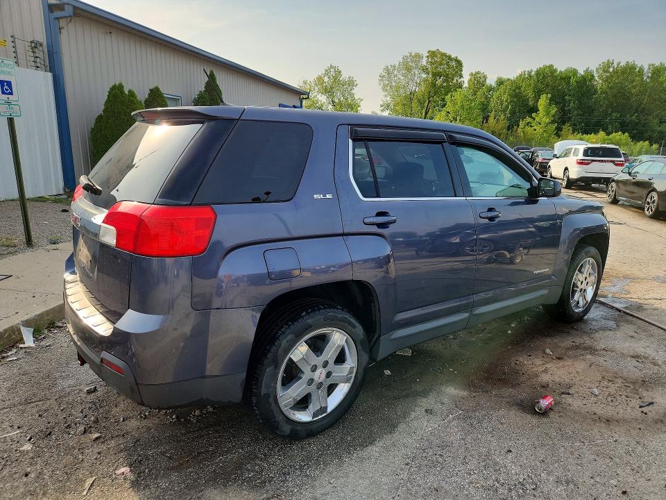Photo 3 from auction – 2013 GMC TERRAIN with VIN 2GKALMEK4D6433772