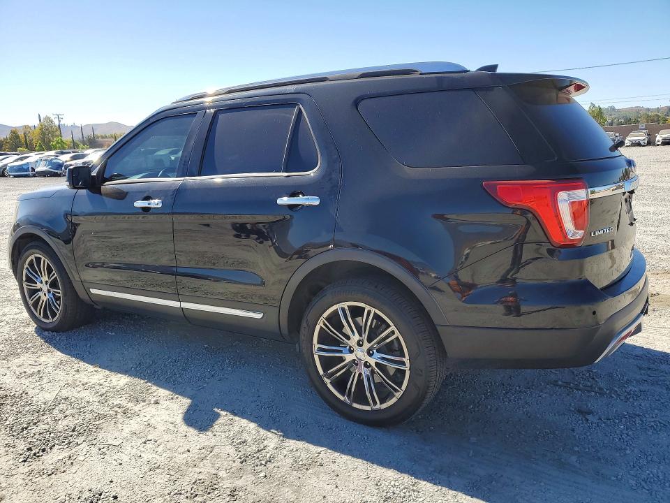 Photo 2 from auction – 2017 FORD EXPLORER with VIN 1FM5K7F86HGD90011