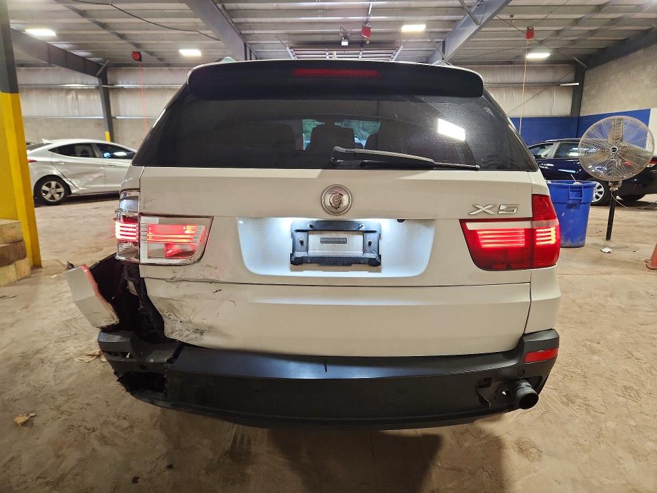 Photo 6 from auction – 2010 BMW X5 with VIN 5UXFE4C53AL385109