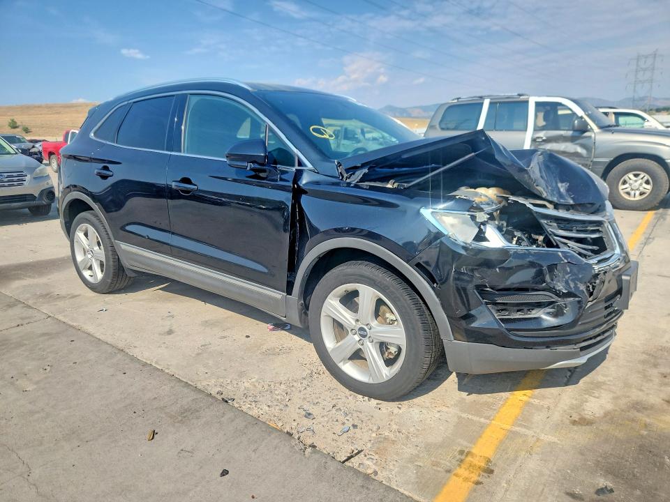 Photo 4 from auction – 2015 LINCOLN MKC with VIN 5LMCJ2A96FUJ41782