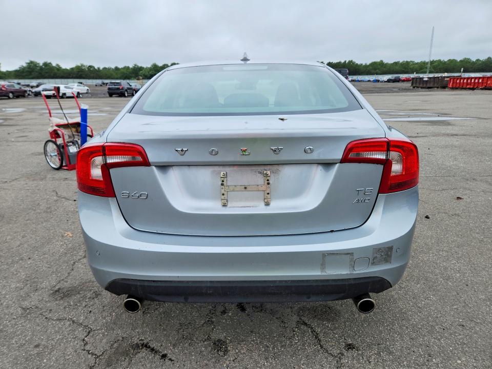 Zdjęcie 6 z aukcji – 2013 VOLVO S60 z VIN YV1612FH0D2183114