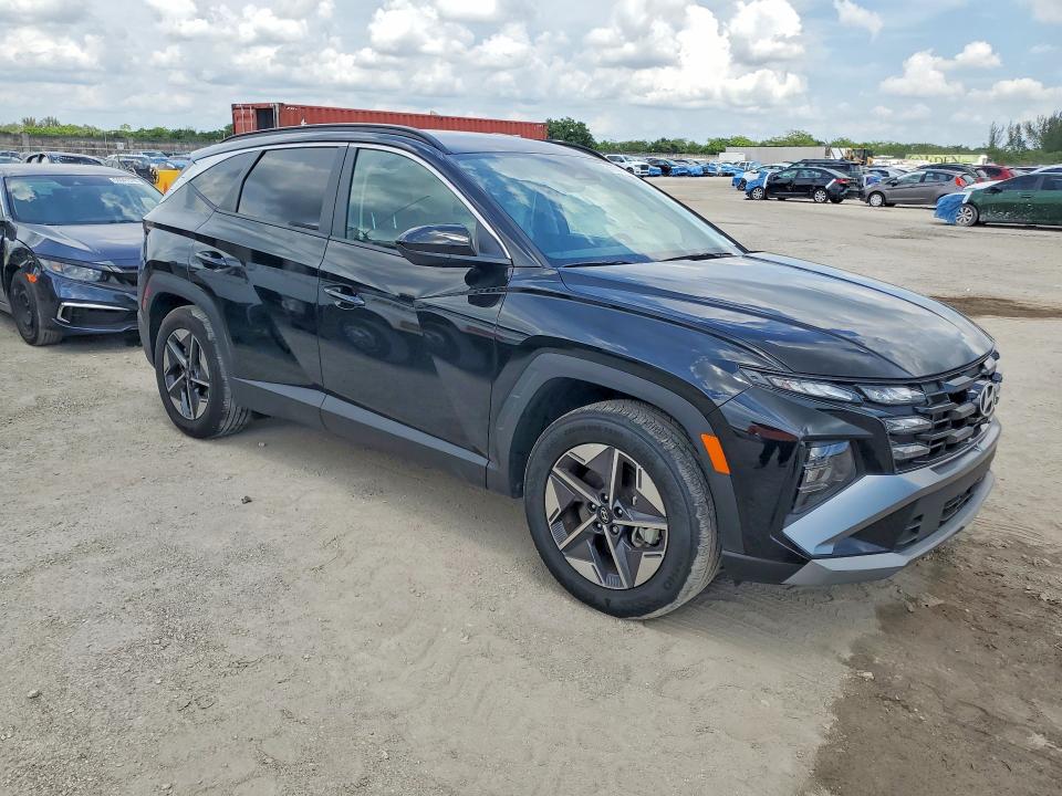 Photo 4 from auction – 2025 HYUNDAI TUCSON with VIN 5NMJB3DE1SH599600
