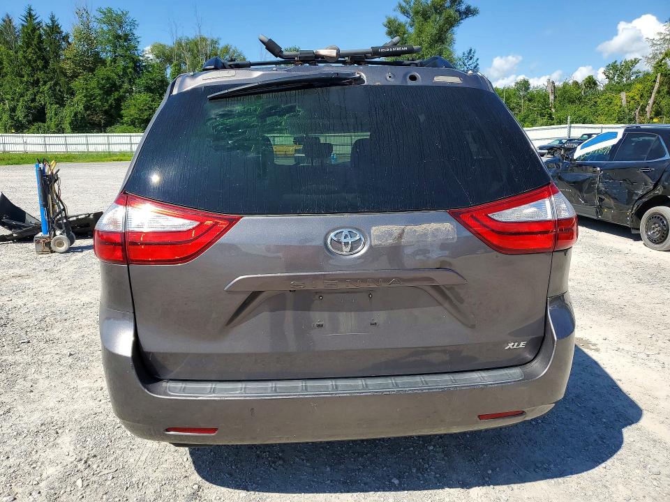 Photo 6 from auction – 2015 TOYOTA SIENNA with VIN 5TDYK3DC4FS677190