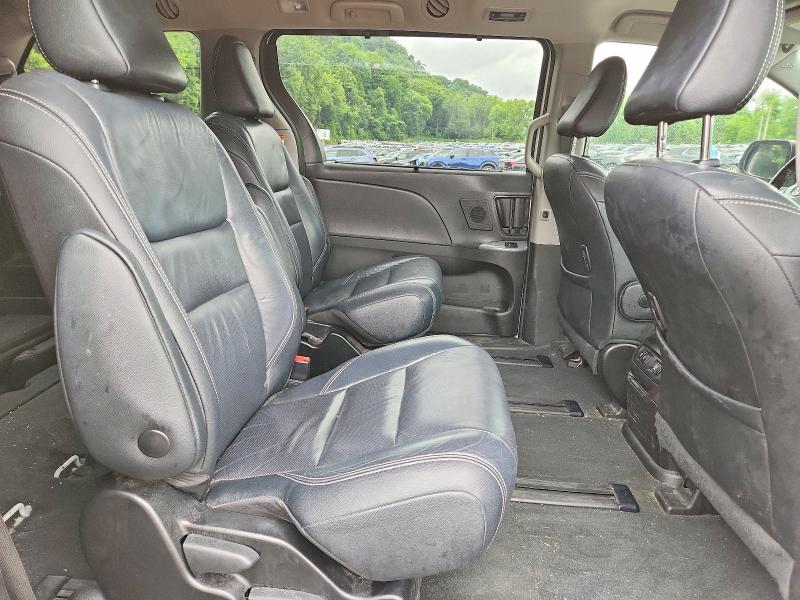 Photo 11 from auction – 2019 TOYOTA SIENNA with VIN 5TDEZ3DC3KS221139
