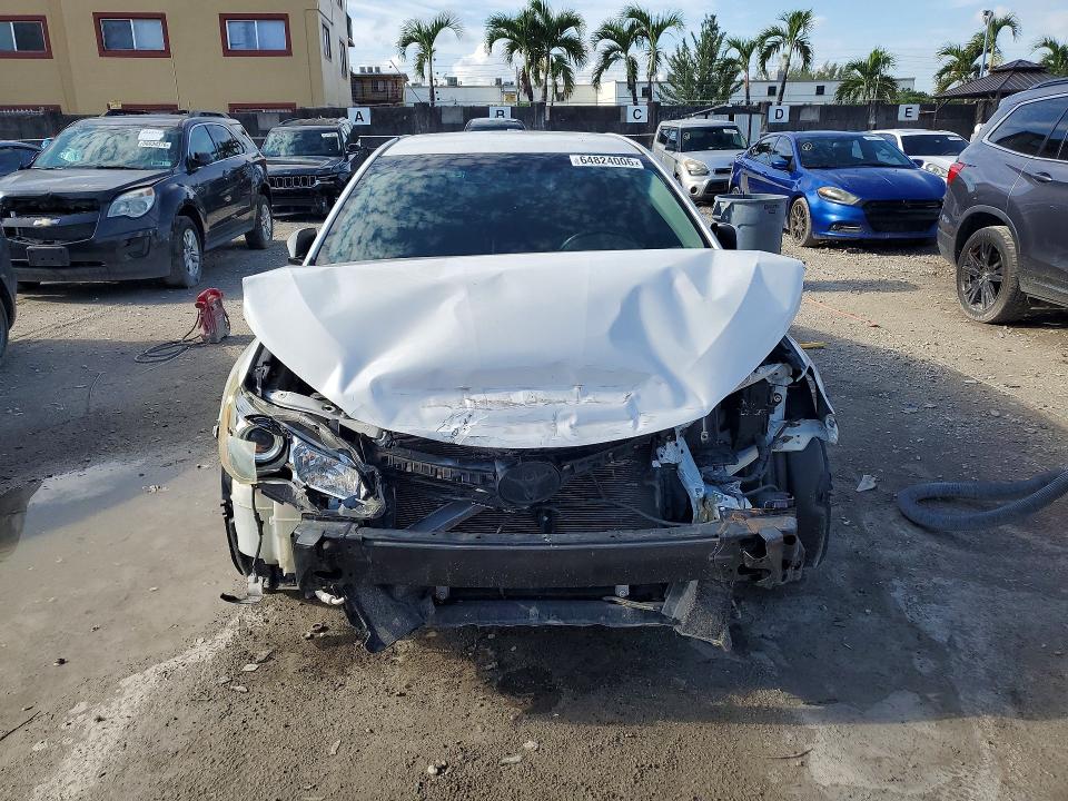 Photo 5 from auction – 2015 TOYOTA CAMRY with VIN 4T1BF1FK3FU929621