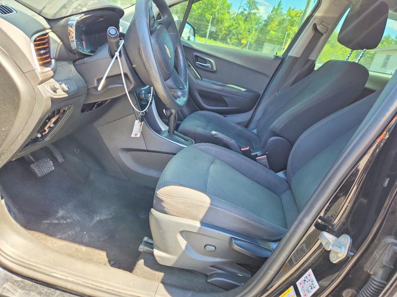 Photo 7 from auction – 2018 CHEVROLET TRAX with VIN 3GNCJKSB5JL322343