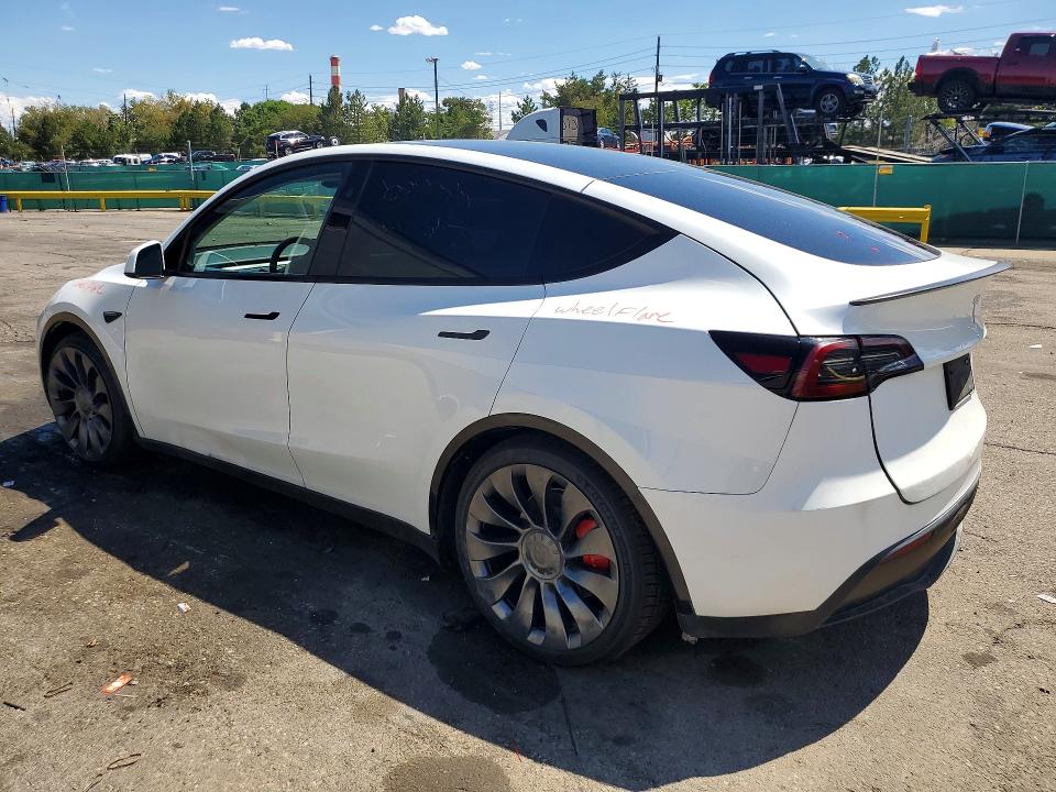 Photo 2 from auction – 2025 TESLA MODEL Y with VIN 7SAYGDEF9SF310402