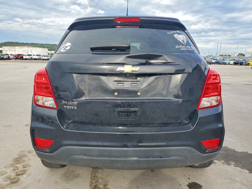Photo 6 from auction – 2018 CHEVROLET TRAX with VIN 3GNCJKSB0JL366024