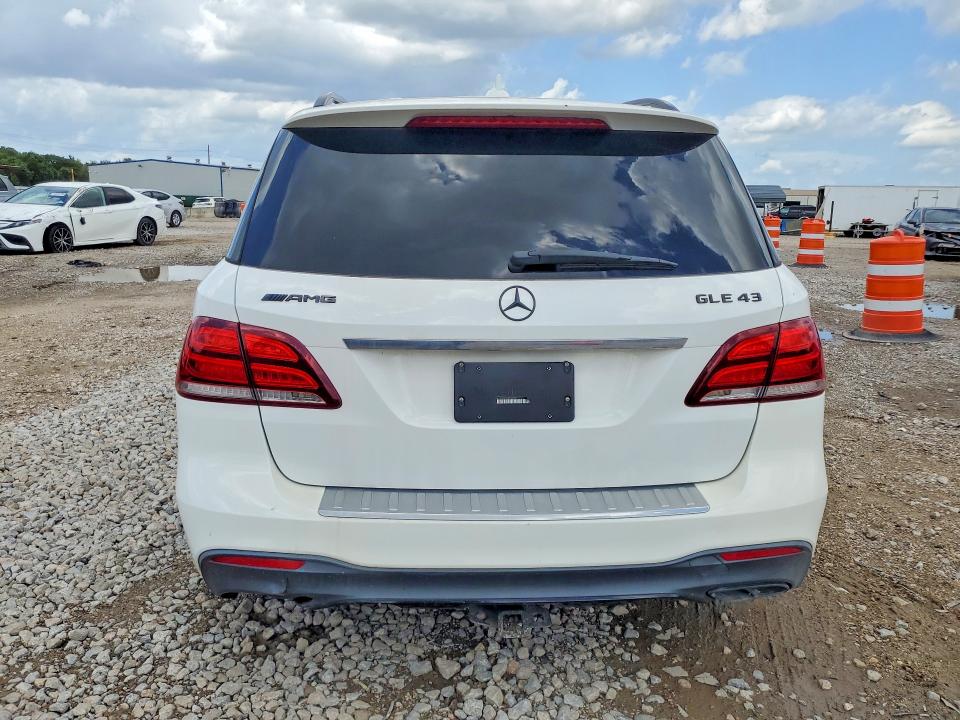 Снимка 6 от търг – 2018 MERCEDES-BENZ GLE с VIN 4JGDA6EB9JB007574