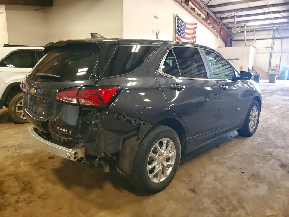 Photo 3 from auction – 2022 CHEVROLET EQUINOX with VIN 2GNAXKEV5N6153804