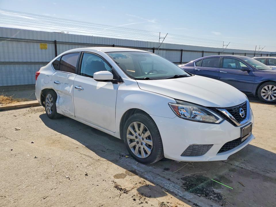 Photo 4 from auction – 2017 NISSAN SENTRA with VIN 3N1AB7AP7HY241366