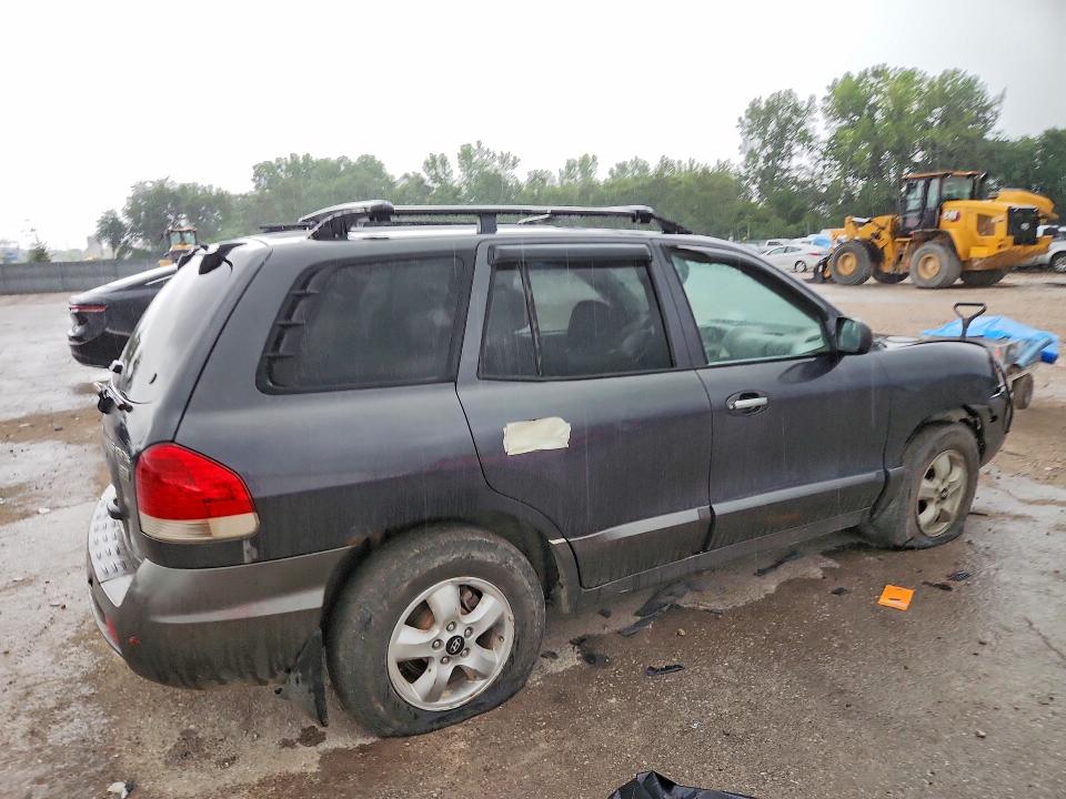 Photo 3 from auction – 2005 HYUNDAI SANTA FE with VIN KM8SC73E75U866872