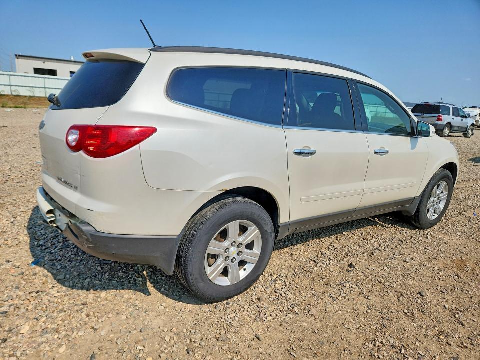Photo 3 from auction – 2012 CHEVROLET TRAVERSE with VIN 1GNKVGED6CJ153096