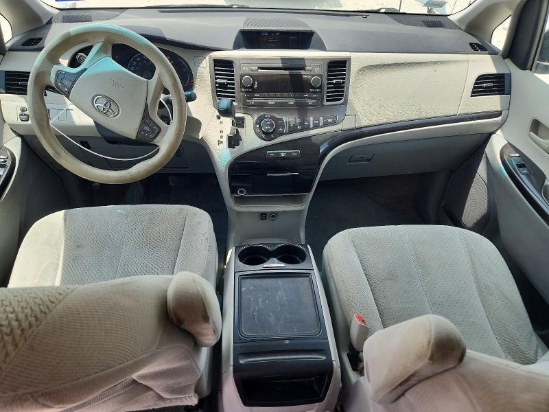 Photo 8 from auction – 2014 TOYOTA SIENNA with VIN 5TDKK3DCXES508313