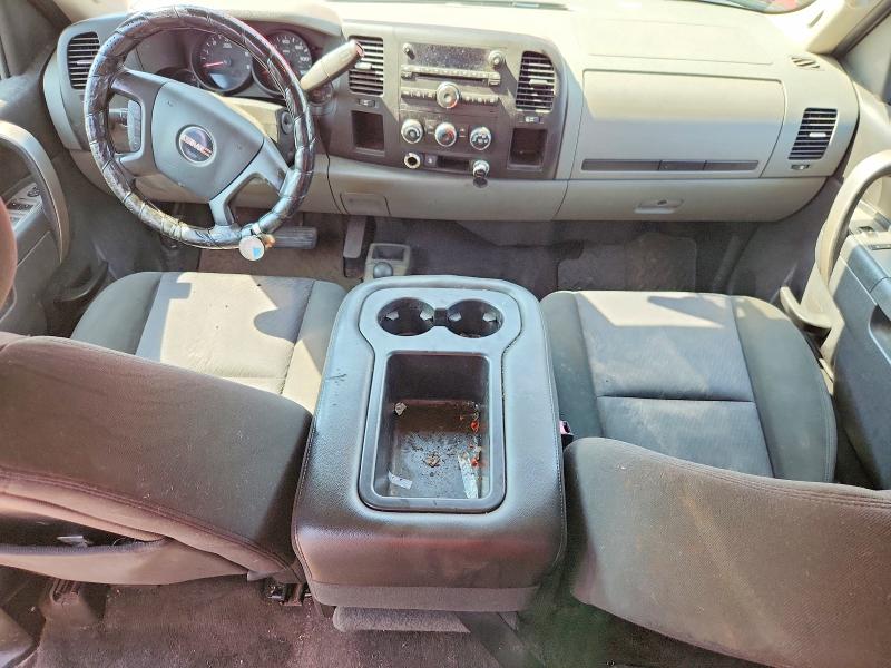 Photo 8 from auction – 2011 GMC SIERRA with VIN 1GTR2UEA0BZ345859