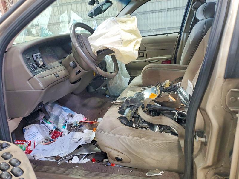 صورة رقم 7 من المزاد - 2000 FORD CROWN VICTORIA مع VIN 2FAFP74W4YX127348