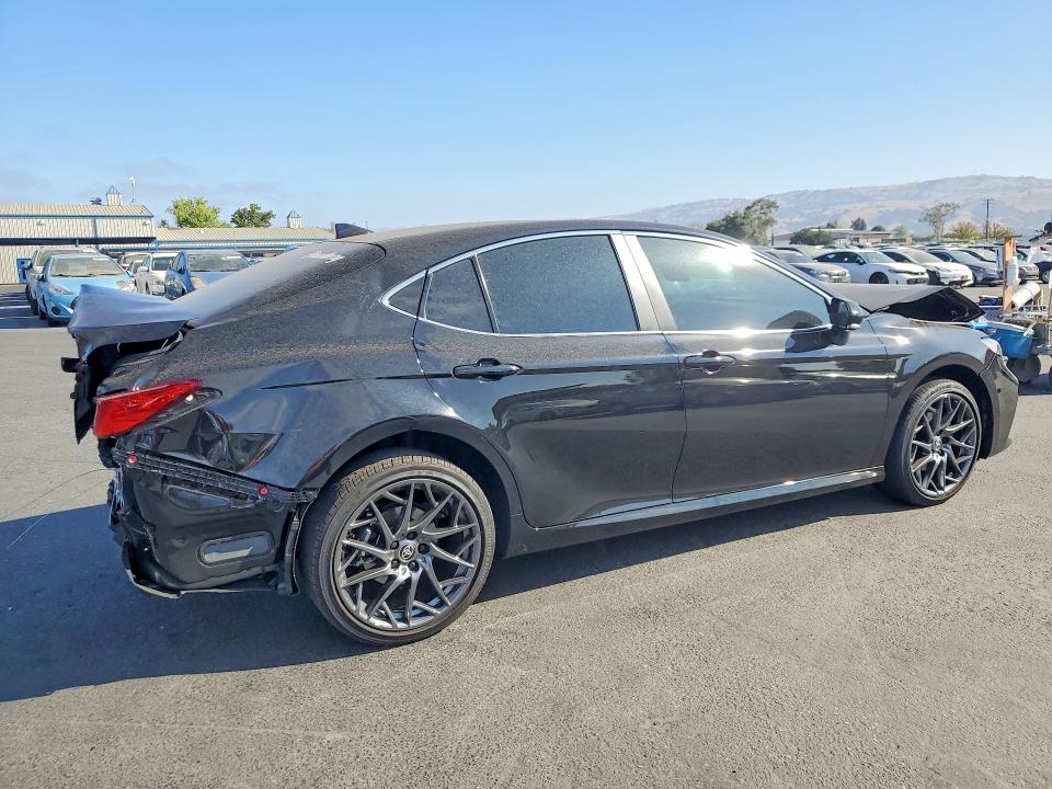 Photo 3 from auction – 2026 TOYOTA CAMRY with VIN 4T1DAACK0TU751044
