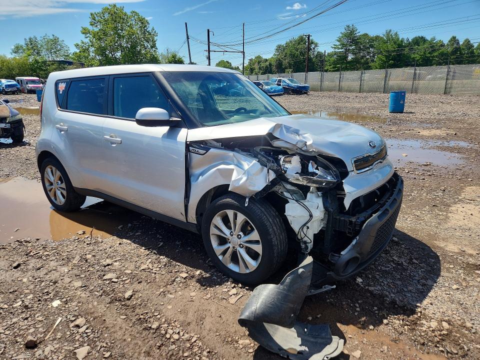 Photo 4 from auction – 2015 KIA SOUL with VIN KNDJP3A51F7815433