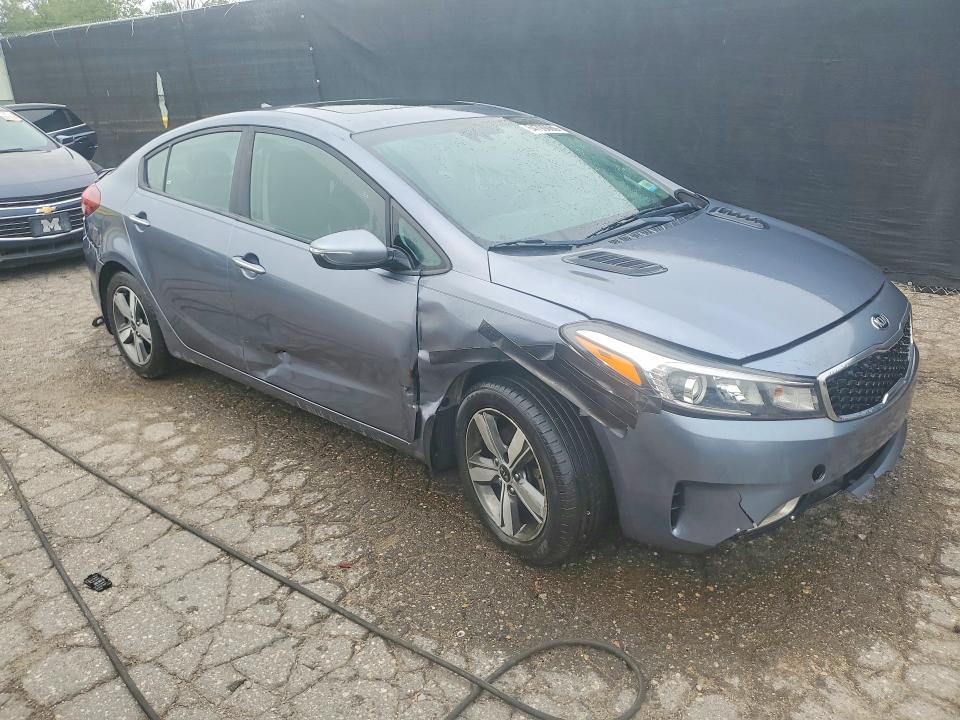 Photo 4 from auction – 2018 KIA FORTE with VIN 3KPFL4A75JE197535