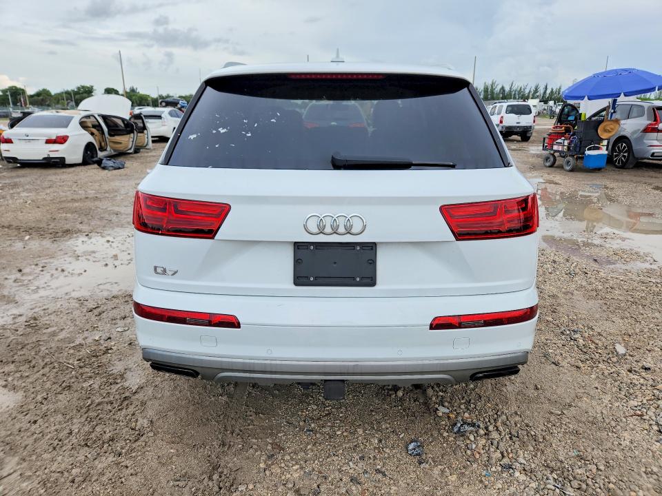 Photo 6 from auction – 2019 AUDI Q7 with VIN WA1LHAF78KD024441
