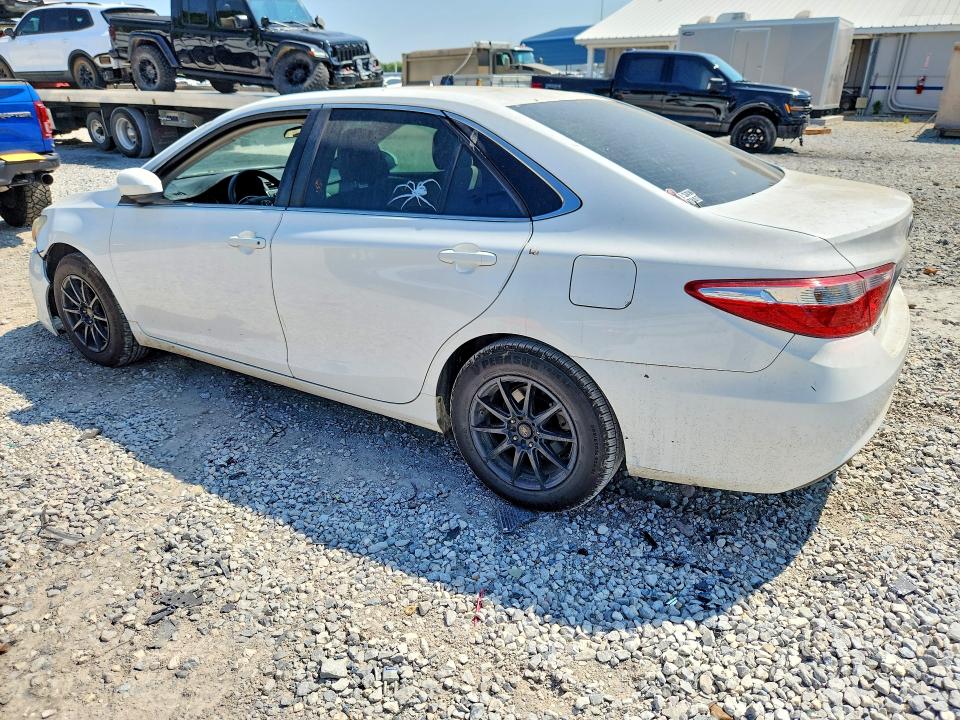 Photo 2 from auction – 2017 TOYOTA CAMRY with VIN 4T1BF1FK6HU638629