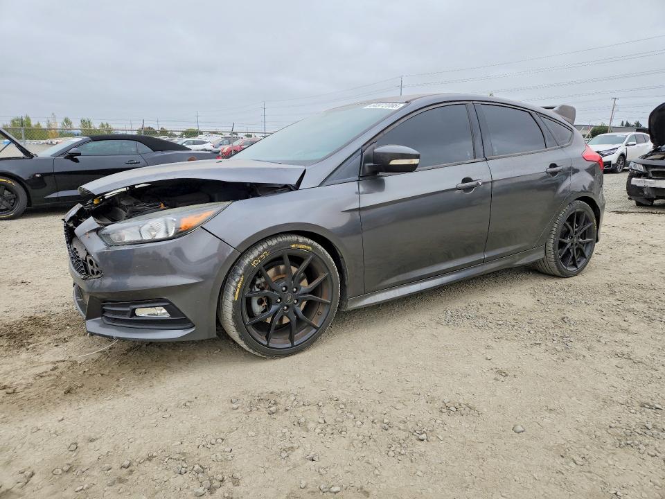 FORD FOCUS 2017 with VIN 1FADP3L9XHL292832 - Photo from auction