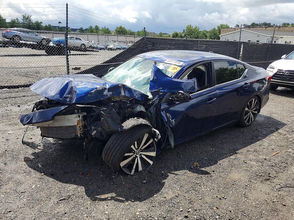 NISSAN ALTIMA 2019 с VIN 1N4BL4CW8KC236975 - Снимка от търг