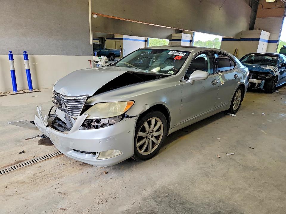 LEXUS LS 2008 с VIN JTHBL46F685062227 - Снимка от търг